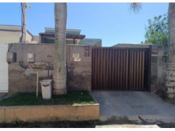 em leilão - Rua Um, 52 - São Pedro da Aldeia/RJ - Banco Santander Brasil S/A | Z37295 — foto principal