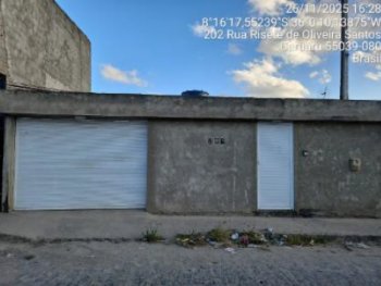  em leilão - Rua Risete de Oliveira Santos, 201 - Caruaru/PE - Banco Santander Brasil S/A | Z37916