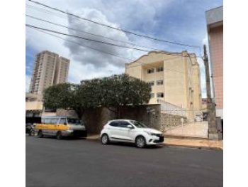  em leilão - Rua Guarujá, 70 - Ribeirão Preto/SP - Banco Santander Brasil S/A | Z37916