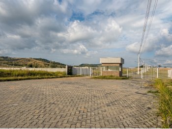 Terreno em leilão - Via Interna H, s/n - Itaboraí/RJ - Itaú Unibanco S/A  | Z37681