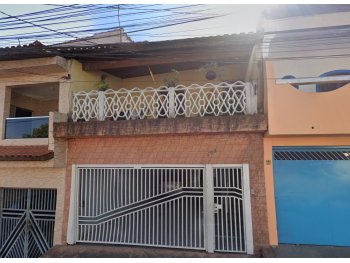  em leilão - Rua dos Coqueiros, 164 - Arujá/SP - Outros Comitentes | Z37848