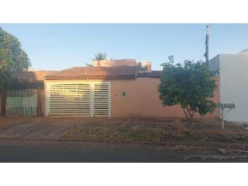  em leilão - Rua Etelvino Custódio de Queiroz, s/n - Três Lagoas/MS - Banco Santander Brasil S/A | Z37741