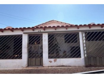  em leilão - Rua Santa Helena (Rua E), 12 - Quirinópolis/GO - Banco Bradesco S/A | Z37887