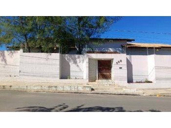  em leilão - Rua Francisca Campelo, 135 - Salgueiro/PE - Banco Santander Brasil S/A | Z37741