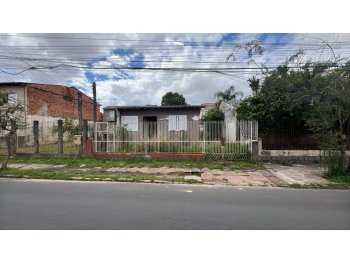 Casa em leilão - Avenida Toledo Piza, 733 - Porto Alegre/RS - Banco Santander Brasil S/A | Z37916